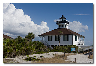 the 1890 Boca Grande Lighthouse -- click to enlarge