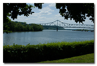 The view from Eric's picnic table of the confluence of the Kanawha and Ohio rivers -- click to enlarge