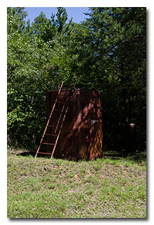 Oil-well tank -- click to enlarge