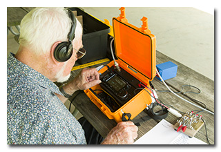 Tom operating