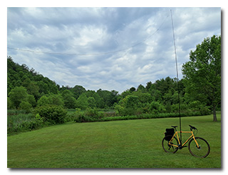 Eric's bicycle-supported mast and antenna