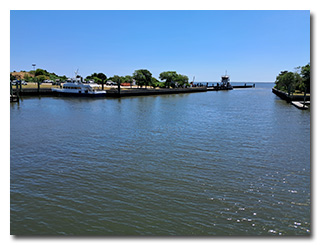 Deep Point Marina