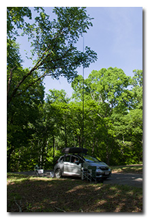 The car-supported mast and antenna