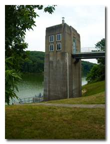 A View of the Tom Jenkins Dam pumping station -- click to enlarge